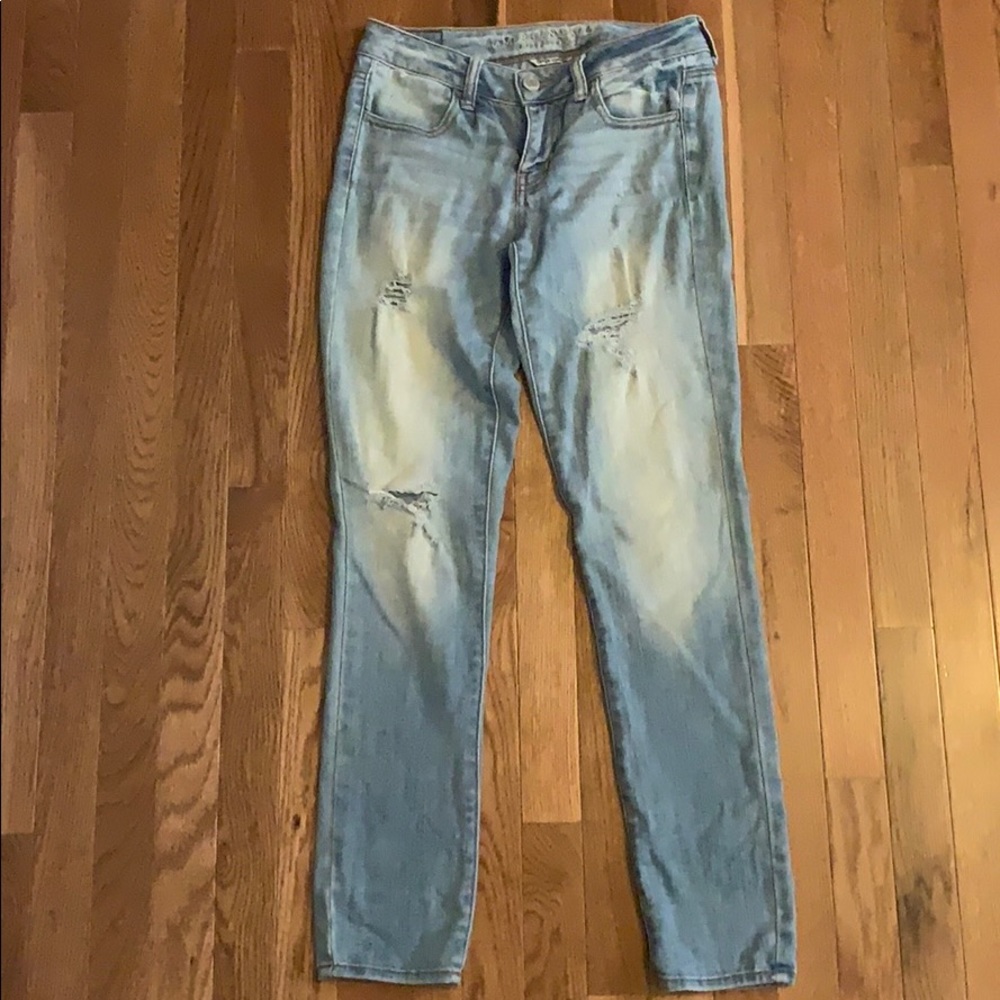 Light wash Jeggins. American eagle outfitters